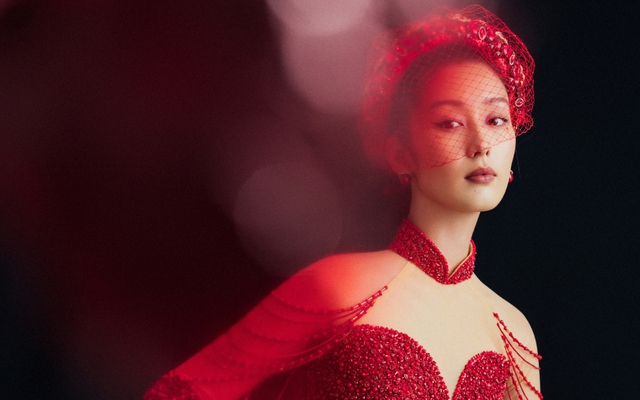 “Hương Hoa Tinh Sắc” của NTK Kenny Thái tôn vinh vẻ đẹp Việt