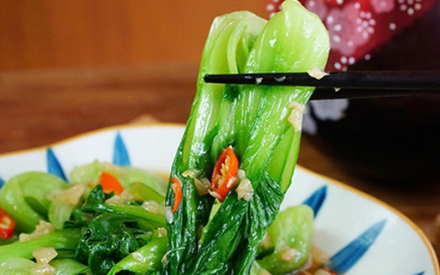 Loại rau giá rẻ giàu canxi hơn cả sữa, nên ăn thường xuyên