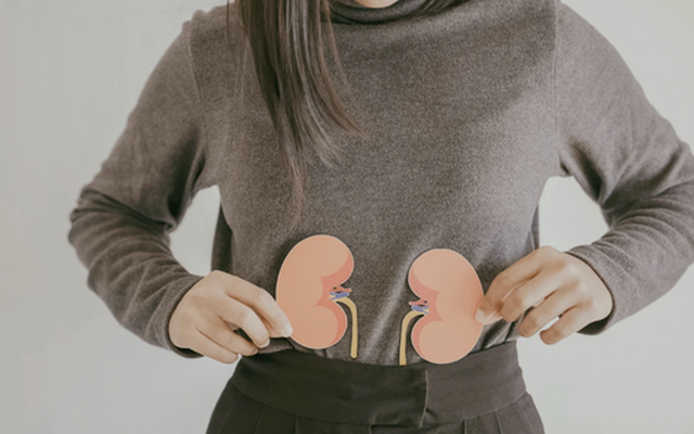 Cô gái 29 tuổi "bỏ quên" dụng cụ y tế trong bụng 1 năm rưỡi