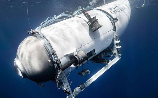 Chiếc thẻ nhớ SanDisk sống sót vụ nổ tàu lặn Titan xảy ra 2 năm trước, vẫn lưu giữ 12 tấm ảnh và 9 video