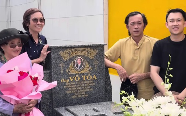 NSƯT Hoài Linh về quê thăm mộ, nói một điều sau nhiều năm