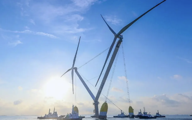 Mỹ, châu Âu làm nhưng đều bỏ cuộc, Trung Quốc liên tục phá kỷ lục: Ra mắt tuabin gió 'khủng' nhất hành tinh, dài hơn 3 sân bóng đá, gió bão 260km//h vẫn hoạt động bình thường