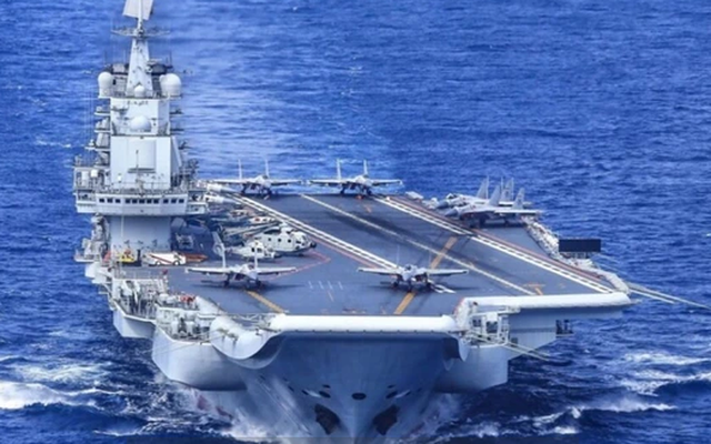 Trung Quốc phá thế độc tôn trong lĩnh vực hàng không mẫu hạm của Mỹ