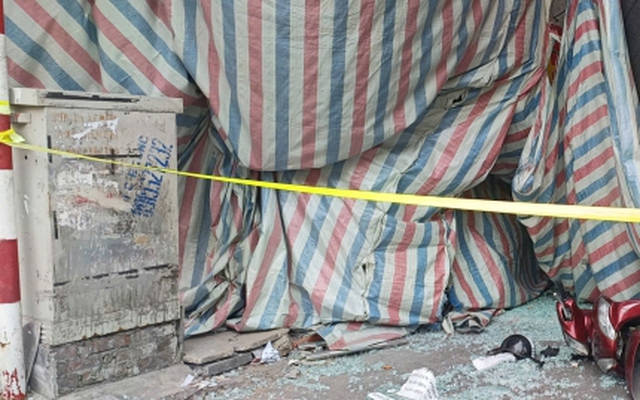 Rơi bê tông, kính khiến 2 người thương vong: Thông tin mới nhất