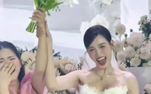 Bất ngờ thân thế cô gái bắt được hoa cưới của Đỗ Hà - Viết Vương