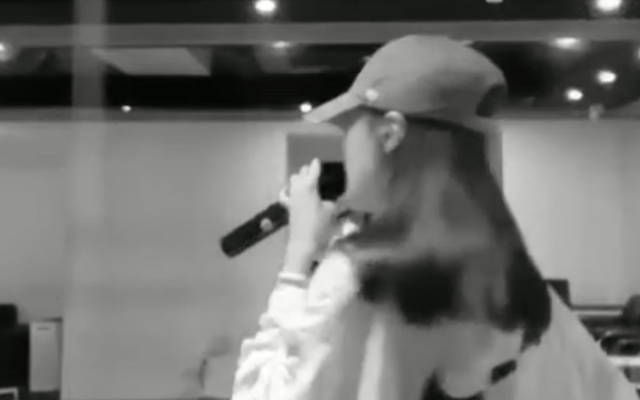 Sự hết thời của 1 ngôi sao: Làm gì cũng gây ngứa mắt, chiêu trò “tẩy trắng” nhìn thôi đã mệt