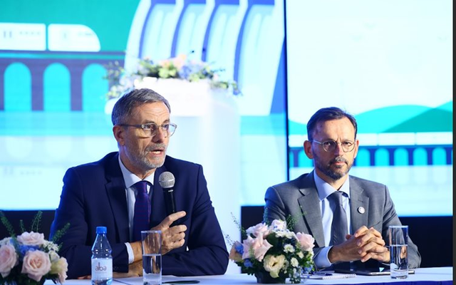 Pháp cam kết 500 triệu euro hỗ trợ Việt Nam chuyển đổi năng lượng, phát triển bền vững