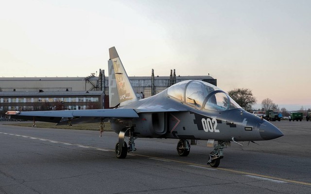 Tốc độ sản xuất máy bay Yak-130M 'nhanh chóng mặt'
