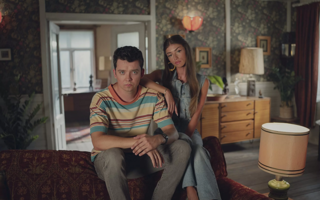 Xem phim Sex Education, tôi tò mò hỏi thử con 1 điều: Những thứ con kể sau đó khiến tôi sốc vô cùng!