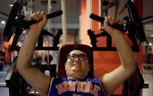 Ông chủ phòng gym treo thưởng xe Porsche cho người giảm 50kg trong 3 tháng