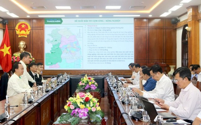 Chủ tịch tỉnh Gia Lai giao nhiệm vụ THACO nghiên cứu phát triển kinh tế khu vực Cửa khẩu Quốc tế Lệ Thanh, đẩy mạnh xuất khẩu sang Campuchia