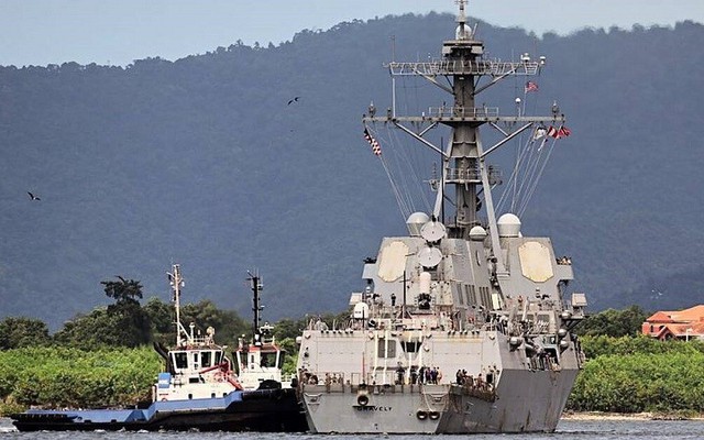 Tàu chiến Mỹ cập cảng Trinidad và Tobago, gia tăng áp lực lên Venezuela