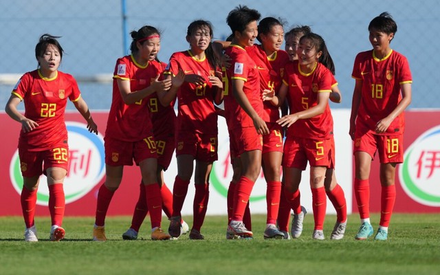 Tuyển Trung Quốc thua tan tác trước Brazil ở vòng 1/8 World Cup