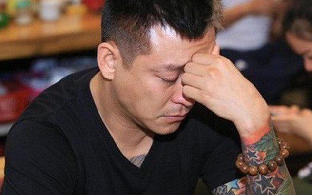 Chỉ trong 1 năm, Tuấn Hưng liên tục gặp biến cố