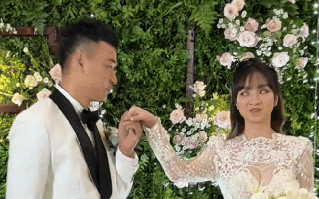 "Trai nhảy Vbiz" lấy vợ kém 17 tuổi: Vừa tốt nghiệp cấp 3 đã cưới gấp, visual U40 khó tin