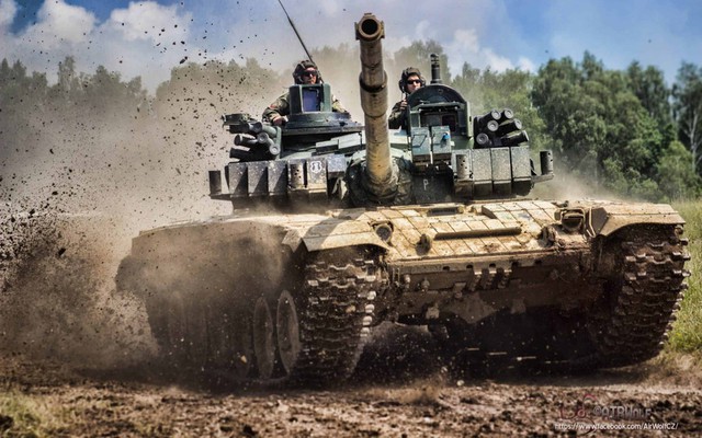 Hàng chục xe tăng T-72M4CZ cực mạnh sắp tham chiến