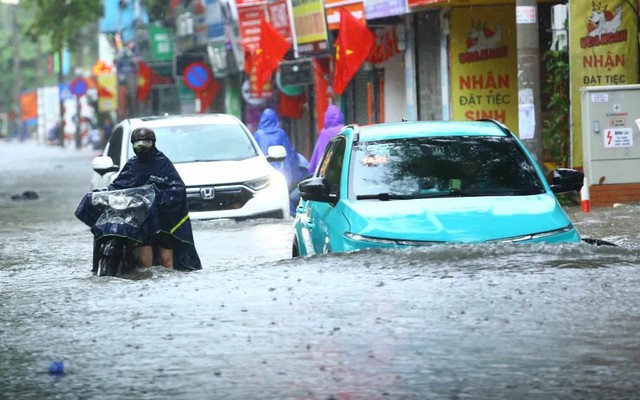 Xe điện ngập nước không bị thủy kích, nhưng sai lầm khi chủ quan bỏ qua 3 'lời khuyên vàng' này