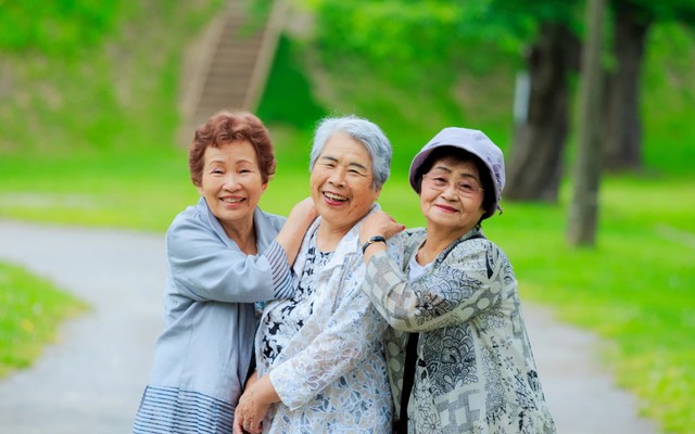 Tuổi thọ người Nhật đang ở mức cao nhất mọi thời đại: 8 thói quen hàng ngày giúp sống khỏe trăm tuổi