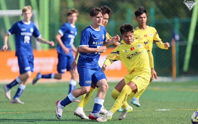 Đội bóng nhà bầu Hiển bằng điểm với đối thủ châu Âu tại giải đấu quốc tế