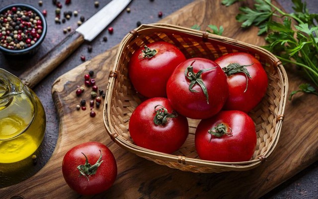 Đừng để cà chua trong tủ lạnh nữa - đây mới là cách bảo quản tốt nhất nhưng cực ít người biết