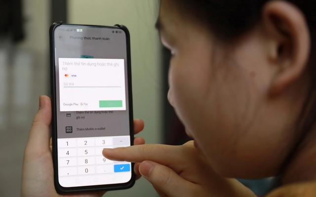 Ai từng mua hàng từ Facebook “Hiếu Decal”, “Tham Vinh”, “Miều Lê”… liên hệ ngay cơ quan chức năng