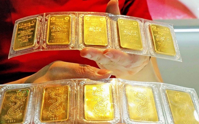 Chiều 30/10: Giá vàng đảo chiều tăng mạnh, lại lên sát 148 triệu đồng/lượng