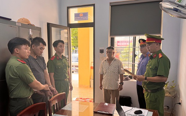 Thi hành lệnh bắt tạm giam Nguyễn Anh Duy sau vụ phóng hỏa kinh hoàng tại tiệm spa