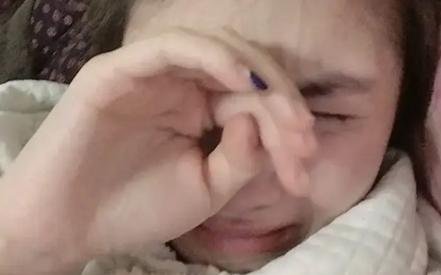 Người mẹ tự hào khoe: "Con trai tôi làm xong đề thi ĐH trong chưa đầy 1 tiếng", ai ngờ...