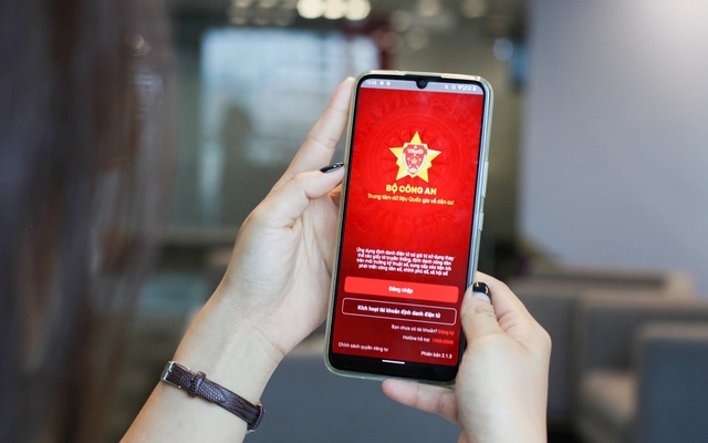 VNeID vừa có loạt thay đổi mới, người dân cập nhật ngay kẻo mất quyền lợi