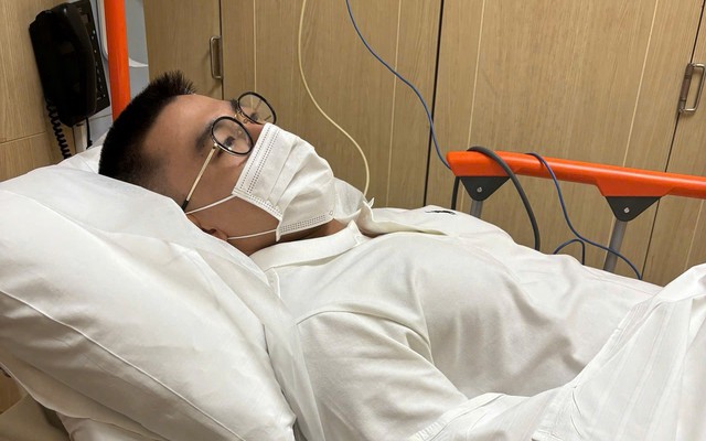 Công Vinh xin lỗi sau khi nhập viện cấp cứu