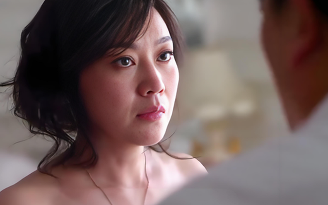 Sống chung 2 năm, tôi mới hiểu tại sao chồng luôn đưa cả xấp tiền mặt cho tôi mỗi tháng