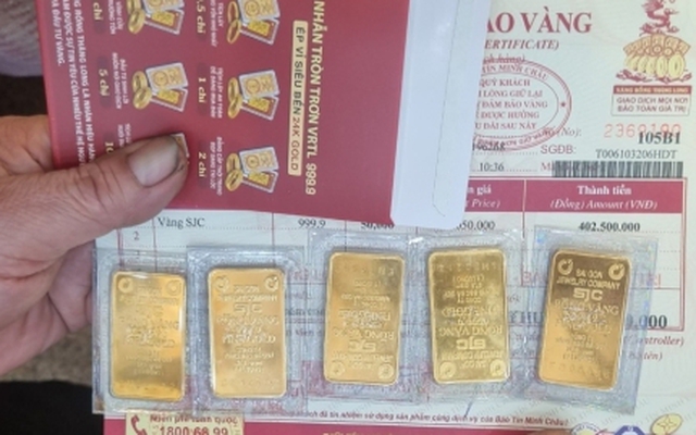 Giá vàng miếng vượt 141 triệu đồng/lượng