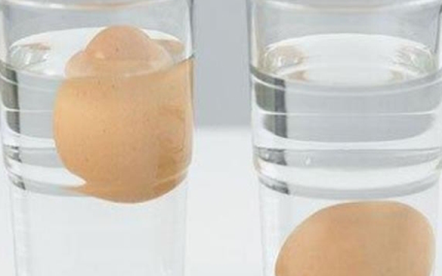 Cách phân biệt trứng tốt và trứng hỏng nhanh nhất, dễ nhất