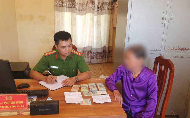 Cụ bà 88 tuổi nhờ người thân chở đến ngân hàng để giao dịch 130 triệu đồng: Công an Hưng Yên xác định tính nghiêm trọng, lập tức vào cuộc