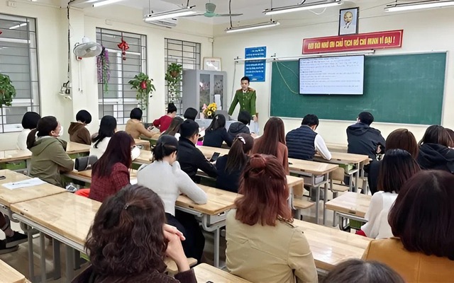 Cảnh báo khẩn phụ huynh toàn quốc về vấn đề sổ liên lạc 