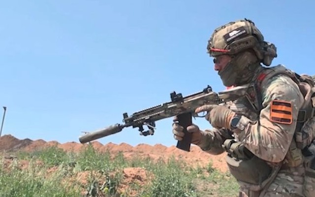 Một lô lớn súng trường tấn công AK-12K đã được giao cho khách hàng