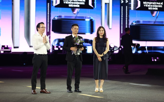 “Ông lớn” thuộc FPT nhận lại “quả ngọt” nhờ quyết tâm làm điều này cho người Việt