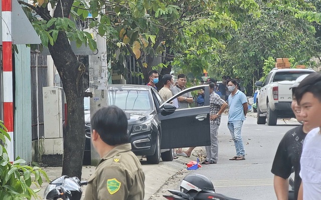 Cô gái tử vong trong cốp xe ô tô ở TP.HCM