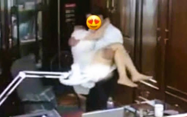 Người đàn ông 'thân mật' với nhiều phụ nữ ở phòng làm việc: Trường báo cáo gì?