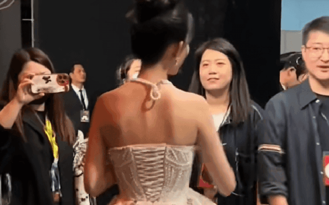 Lần đầu có mỹ nhân bị tung cáo trạng với 7 "đại tội": Gây thù chuốc oán khắp nơi, không còn hình ảnh mà mất