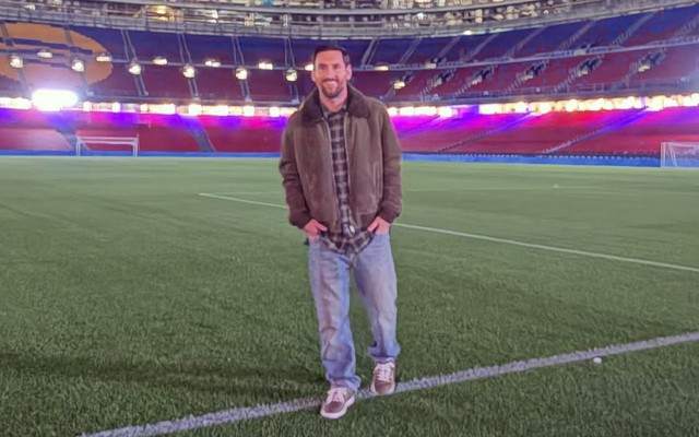 Messi bí mật trở lại Barcelona