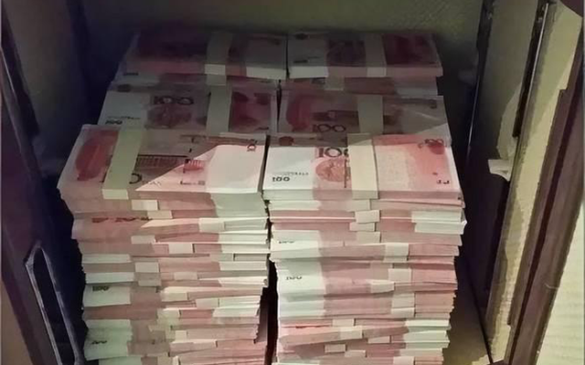 Tối bỏ hơn 264 triệu đồng tiền mặt vào két sắt, sáng hôm sau đã “bay mất” 36 triệu: Cảnh sát kiểm tra camera, vạch trần "chiêu trò" của kẻ trộm