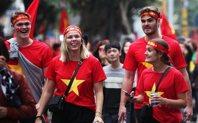 Vượt qua UAE và Trung Quốc, Việt Nam bất ngờ lọt top 5 quốc gia tốt nhất cho người nước ngoài năm 2025