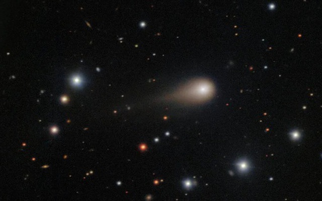 Tín hiệu radio lạ từ vật thể bị nghi là tàu vũ trụ ngoài Trái Đất