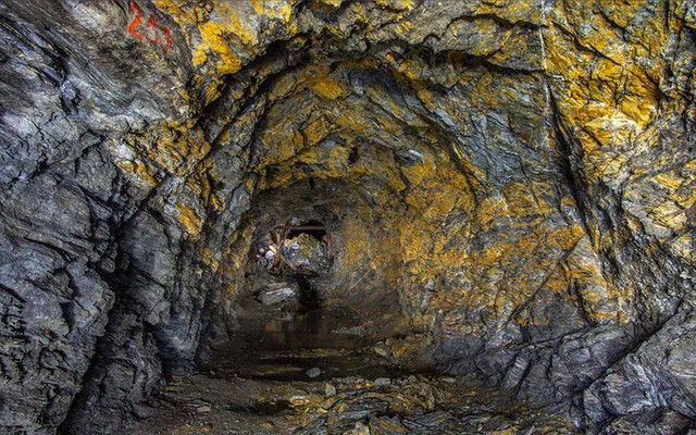 Phát hiện mỏ vàng lớn trữ lượng hơn 70 tấn, trị giá hơn 185.000 tỷ đồng sau 10 năm khảo sát