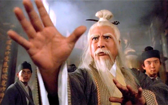 3 cao thủ có thể thắng Trương Tam Phong: Một người chỉ dùng gậy trúc tước hết vũ khí của 2.000 binh sĩ