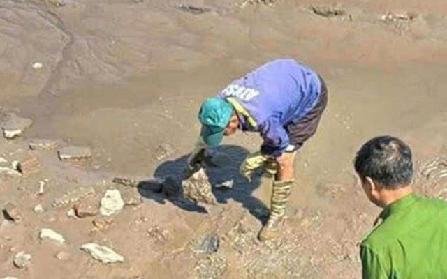 Vụ phát hiện hài cốt dưới ao cá: Công an truy tìm tung tích nạn nhân là nữ giới