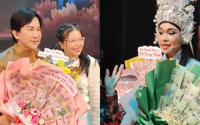 Nam nghệ sĩ 2004 hát xong, khán giả ùa lên tặng tiền mặt