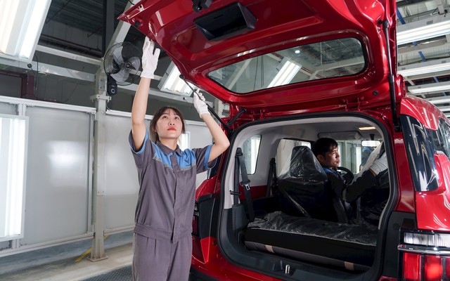 2.500 lao động ở quê tỷ phú Phạm Nhật Vượng có thể nhận lương đến 18 triệu/tháng khi làm việc cho VinFast