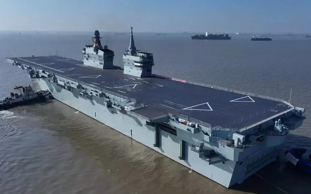 Tàu đổ bộ Tứ Xuyên của Trung Quốc hoàn thành chuyến thử nghiệm đầu tiên